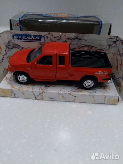 Модель авто форд ф-150 пикап 1999 модельного года