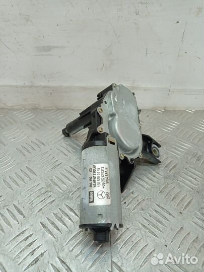 Моторчик заднего стеклоочистителя (дворника)