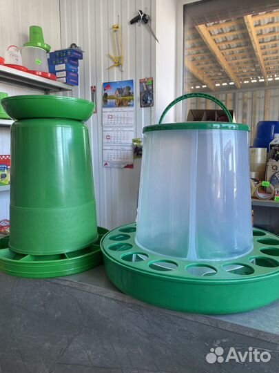 Кормушка для птиц, поилки