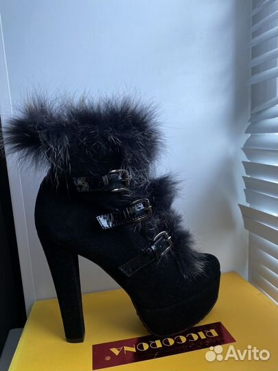 Сапоги женские