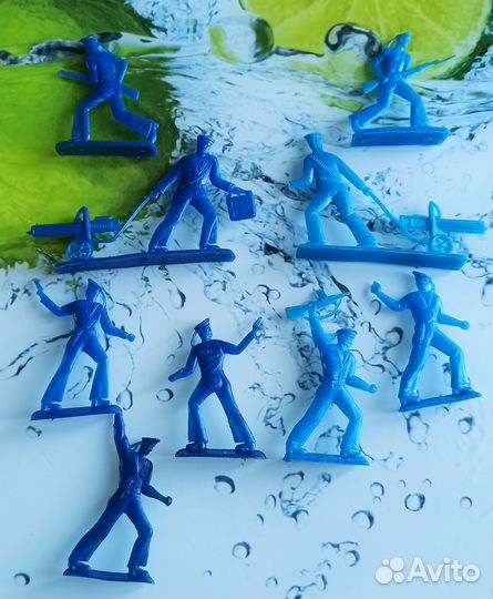 Солдатики пластмассовые СССР