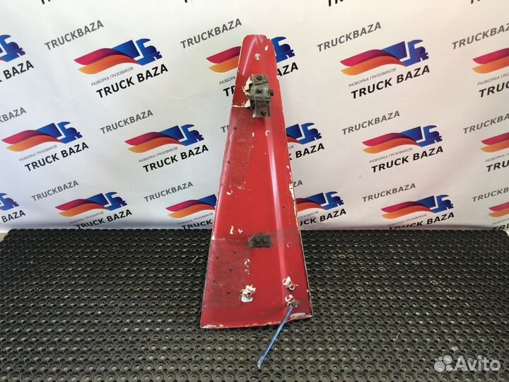 Спойлер кабины верхний левый