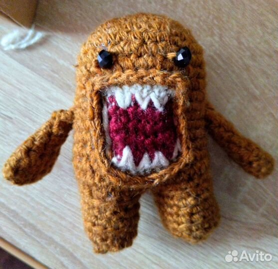 Вязаная игрушка домокун