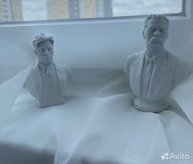 Бюст поэты писатели бисквит статуэтка