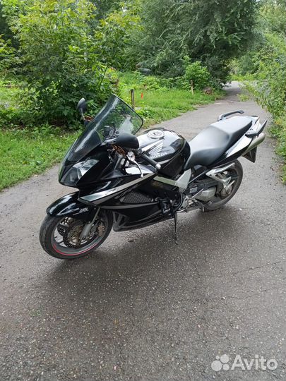 Мотоцикл Honda VFR 800 2006