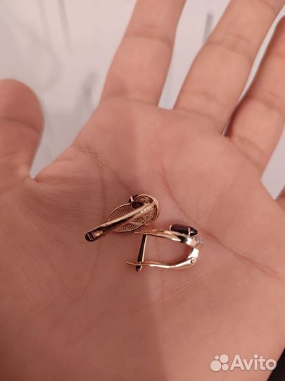Золотые серьги 585 пробы