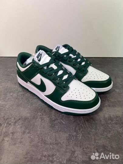 Кроссовки Nike Dunk Low Michigan State