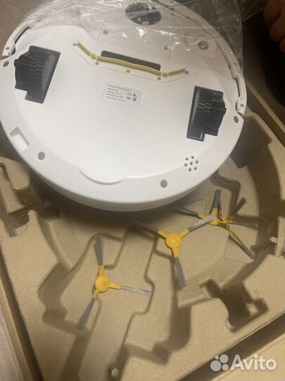 Робот пылесос