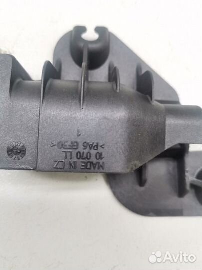 Замок бардачка Audi A6 C6 3.2 2007