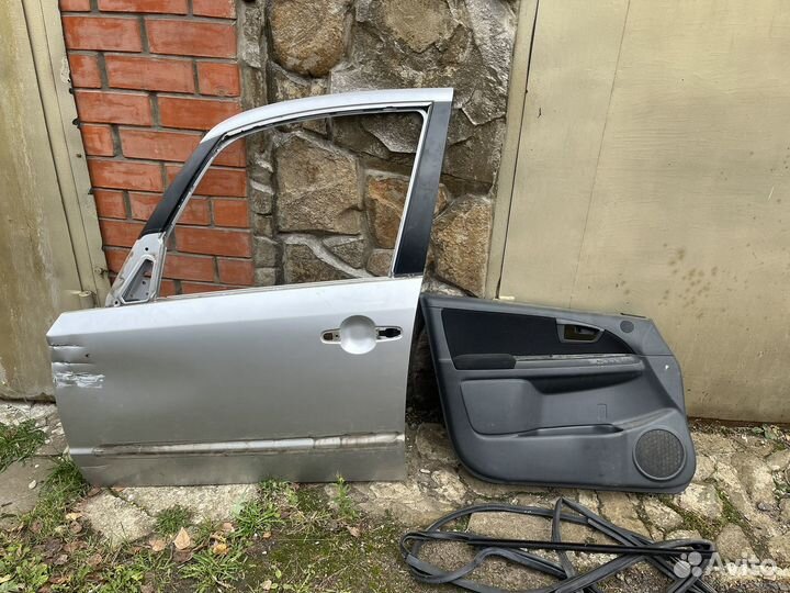 Дверь suzuki sx4