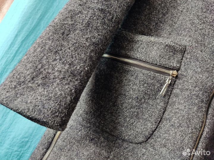 Пальто женское на молнии 48