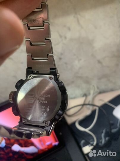 Часы casio g shock gst b200