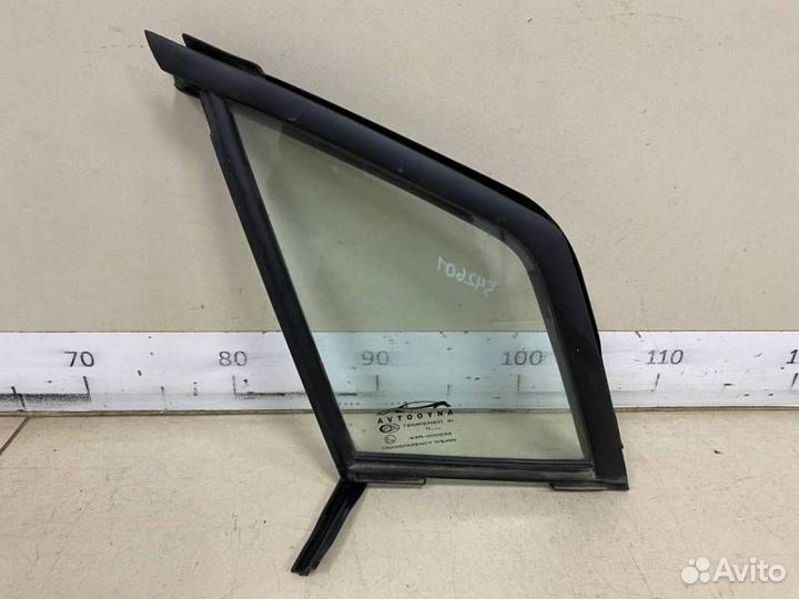 Стекло двери передней правой форточка Chevrolet Sp