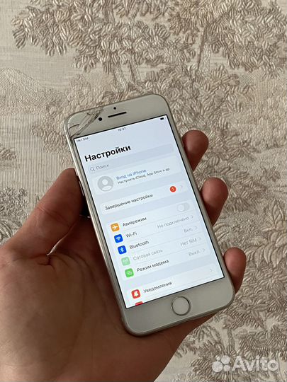 iPhone 8, 64 ГБ