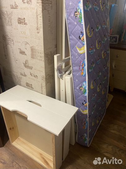 Детская кровать 160 на 80 с матрасом