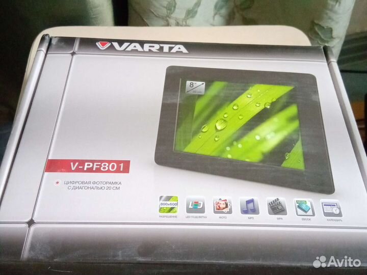 Цифровая фоторамка 8 