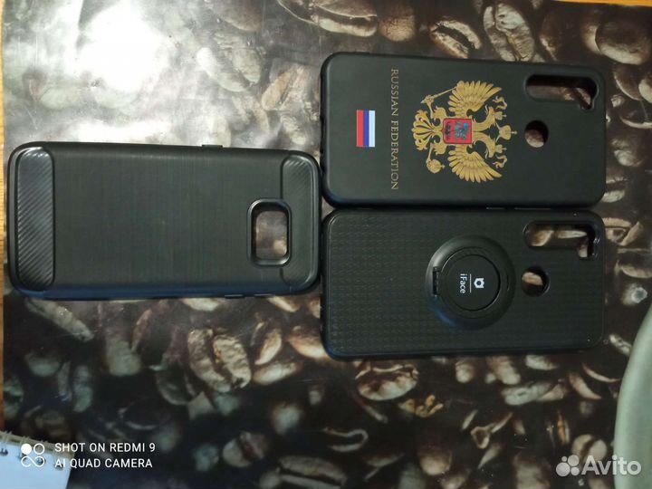 Чехлы на телефон