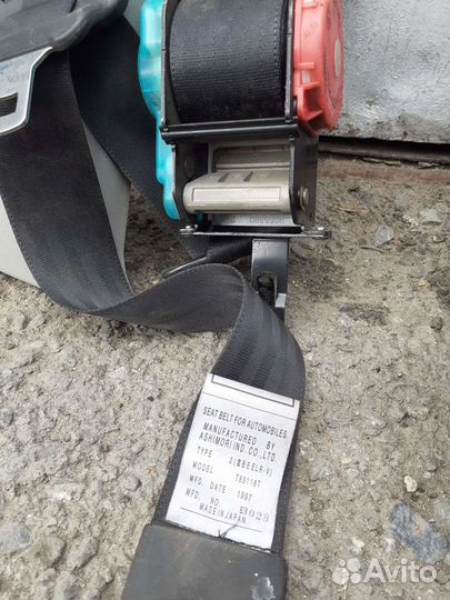 Мазда фамилия. 1997г. Ремни безопастнисти