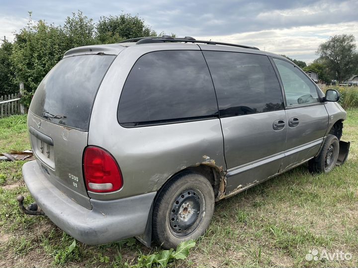 Dodge caravan в разборе