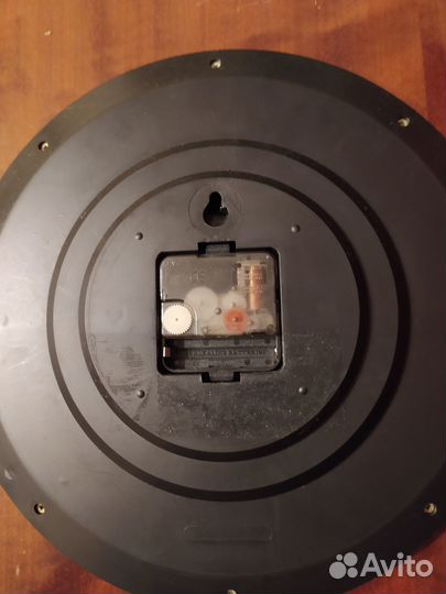 Часы настенные