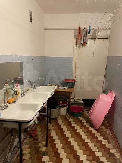 Комната 17 м² в 4-к., 4/5 эт.