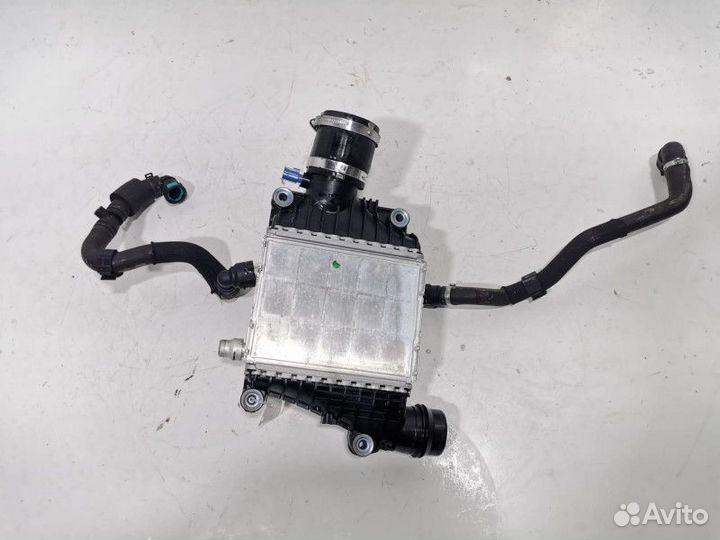 Интеркулер Land Rover Range Rover Velar 2020