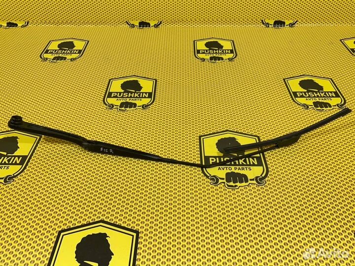 Поводок стеклоочистителя правый Nissan Juke F15