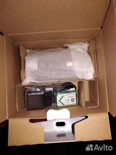 Видеокамера Sony HDR PJ-410