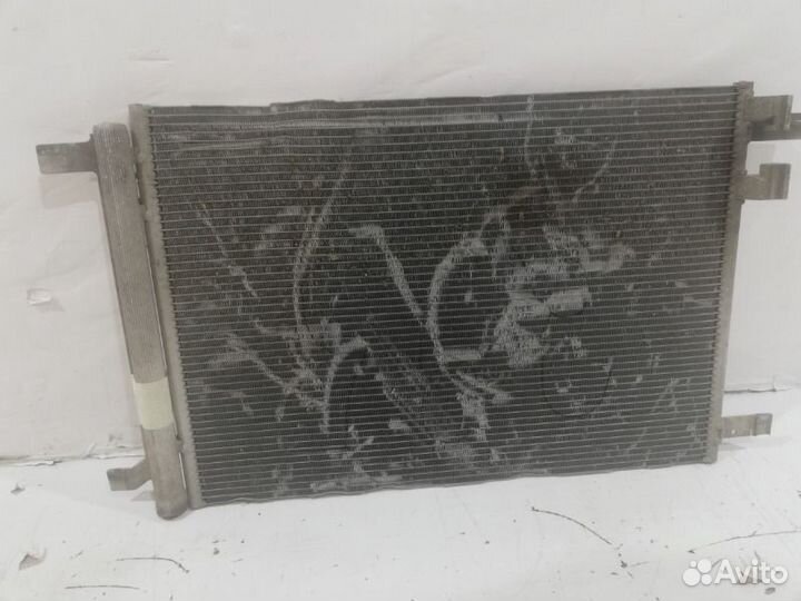 Радиатор кондиционера передний Skoda Octavia A7