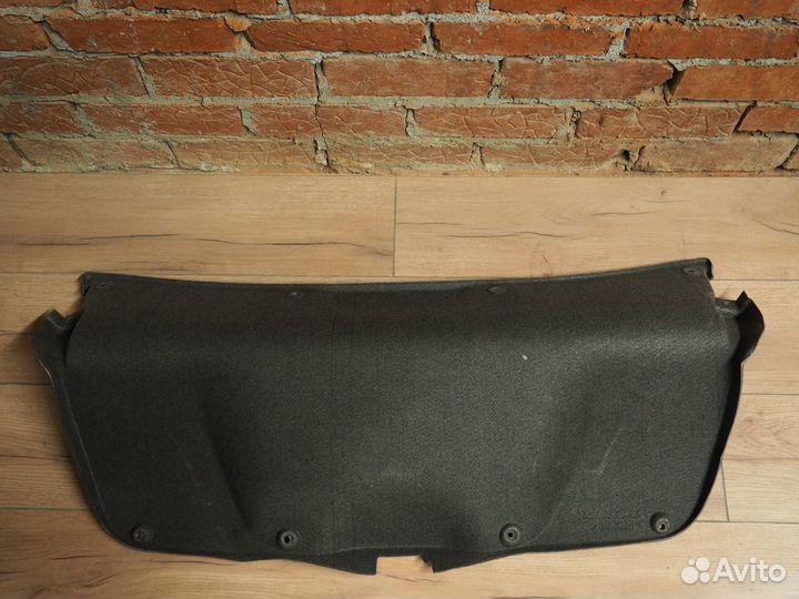 Обшивка крышки багажника Honda Civic 4D