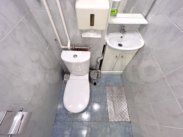 Помещение 61 м², 300 метров от метро Владимирская