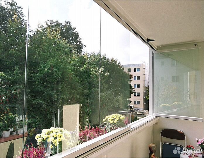 Безрамное остекление Гармошка