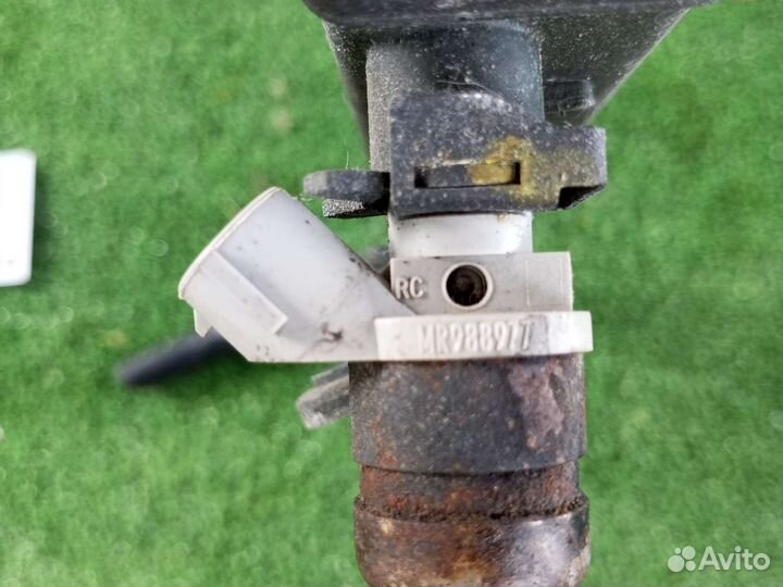 Форсунка топливная Mitsubishi Colt Z30