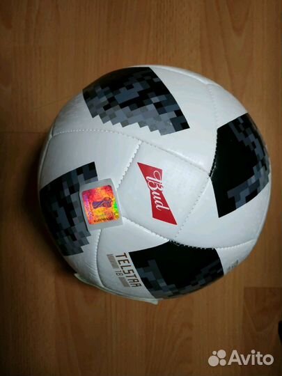 Футбольный мяч Adidas Telstar 18