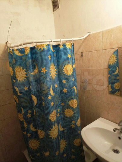 Комната 16 м² в 6-к., 2/3 эт.