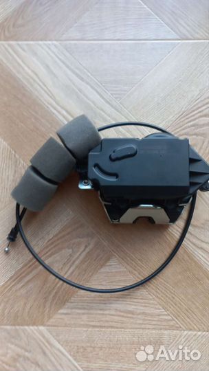 Замок багажника мерседес w164,251,211