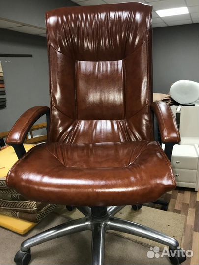 Компьютерное кресло