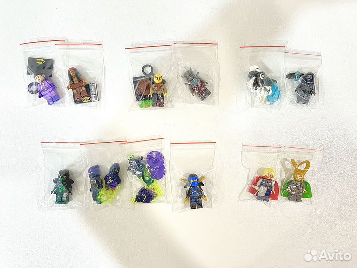 Lego минифигурки и аксессуары