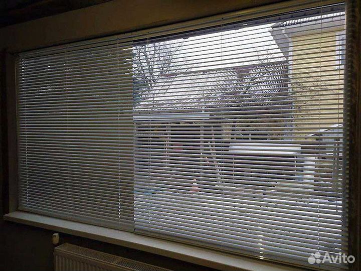 Жалюзи, шторы