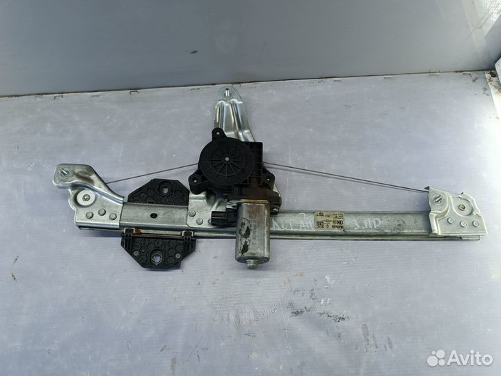 Стеклоподъёмник задний правый Renault Logan 2