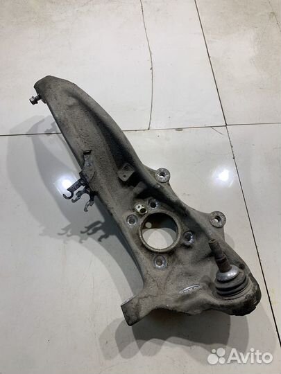 Кулак поворотный(передний правый) (BMW 7 G11/G12)