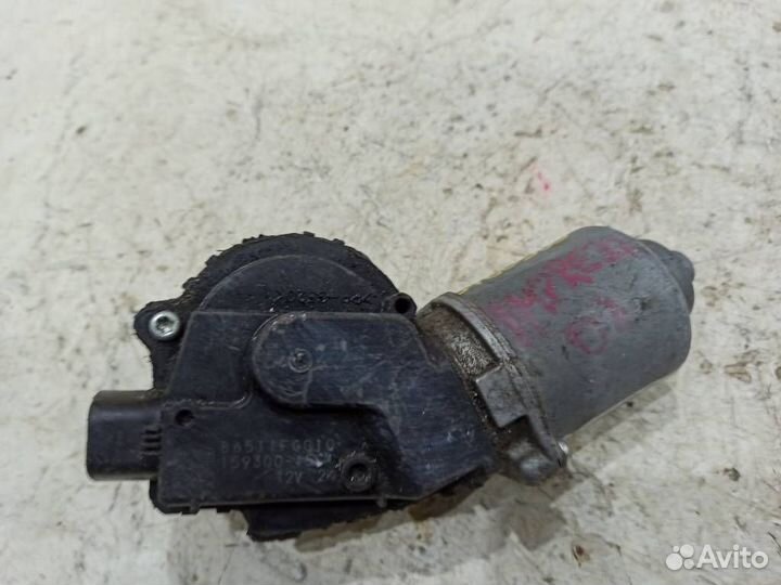 Моторчик стеклоочистителя передний 86511FG010