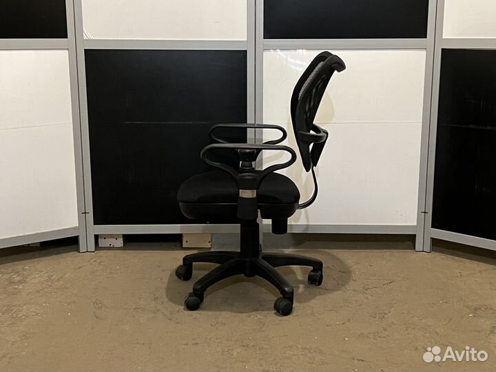 Компьютерное кресло. Мебель для офиса