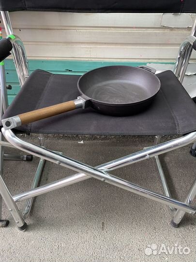 Чугунная сковорода