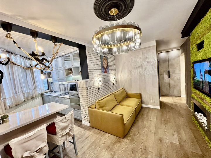 2-к. квартира, 56 м², 2/18 эт.