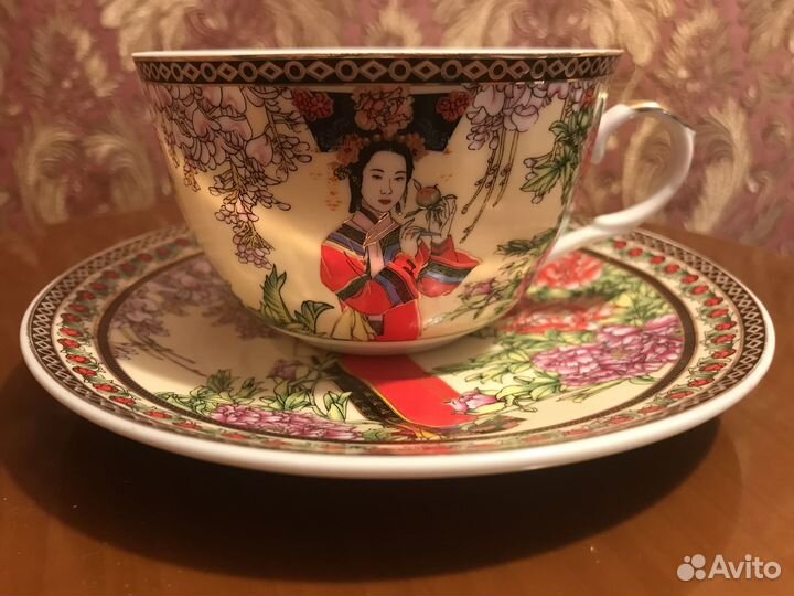 Чайный костяной фарфор из Afrts collection Japan