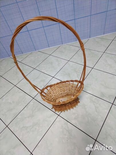 Корзина плетеная