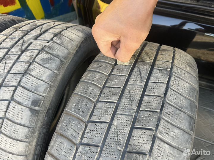 Hankook Winter I'Cept IZ2 225/50 R17