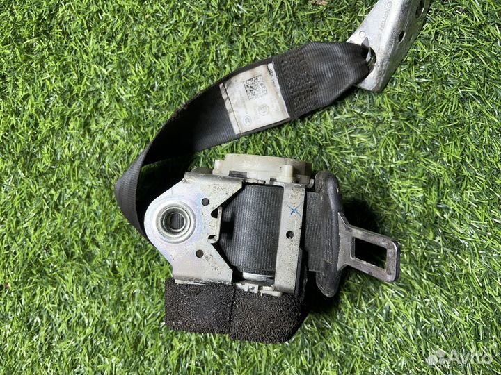 Ремень безопасности Volkswagen Tiguan