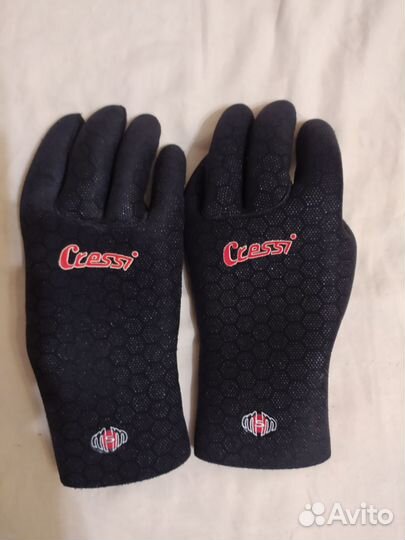 Перчатки для подводной охоты